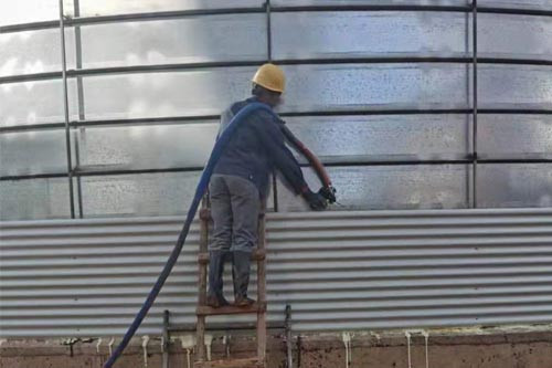 糧庫聚氨酯施工機(jī)器 糧倉隔熱發(fā)保溫施工工藝(圖3) 糧庫糧倉隔熱發(fā)保溫施工