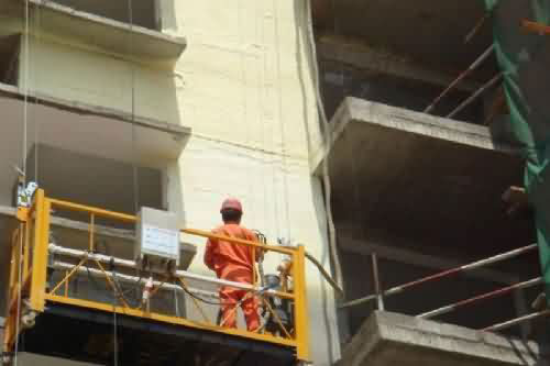 外墻保溫層怎么做 現(xiàn)場施工聚氨酯發(fā)泡機(圖4) 外墻保溫層現(xiàn)場施工聚氨酯發(fā)泡